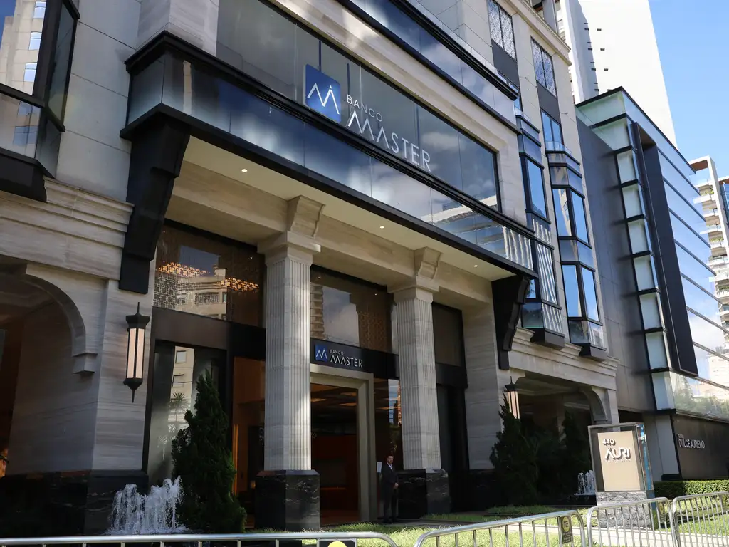 BC decreta liquidação do Banco Pleno e rombo no FGC se aproxima de R$ 52 bilhões